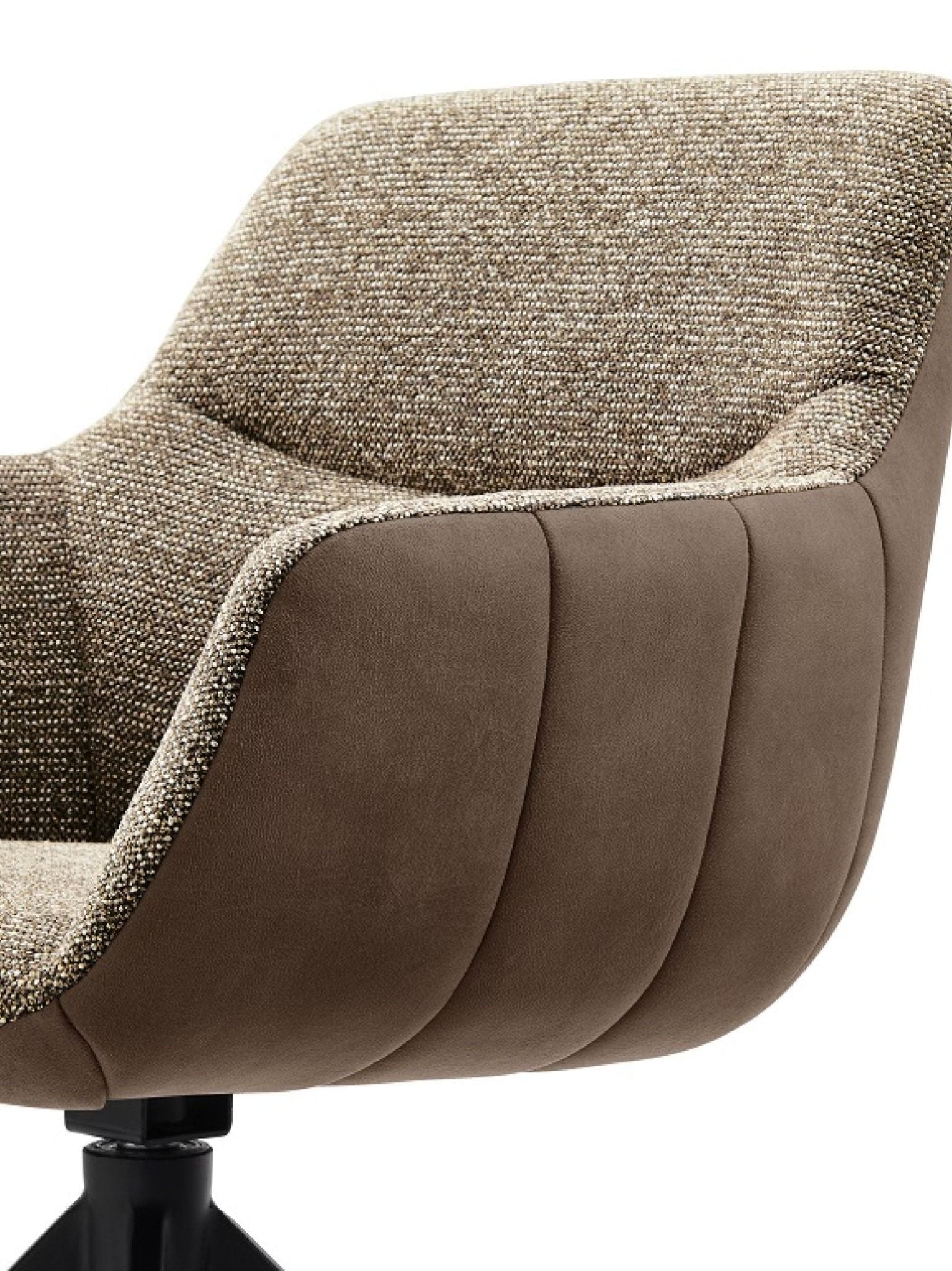 Ferrara Bull 10 Liver Sneak Liver dining chair - MCS