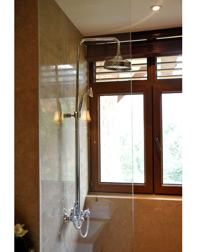 Retro Shower mixer with column in interior - Bronces Mestre