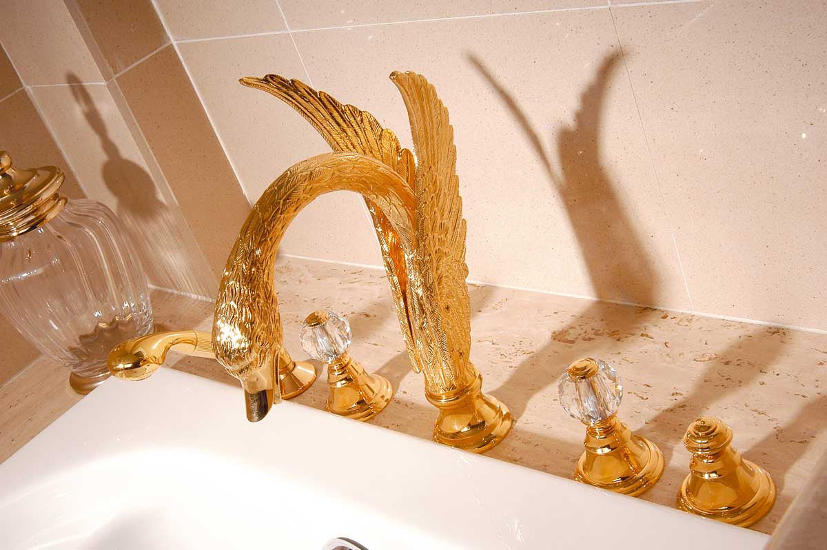 Swan Five holes bath set with Swarovski crystal in interior - Bronces Mestre