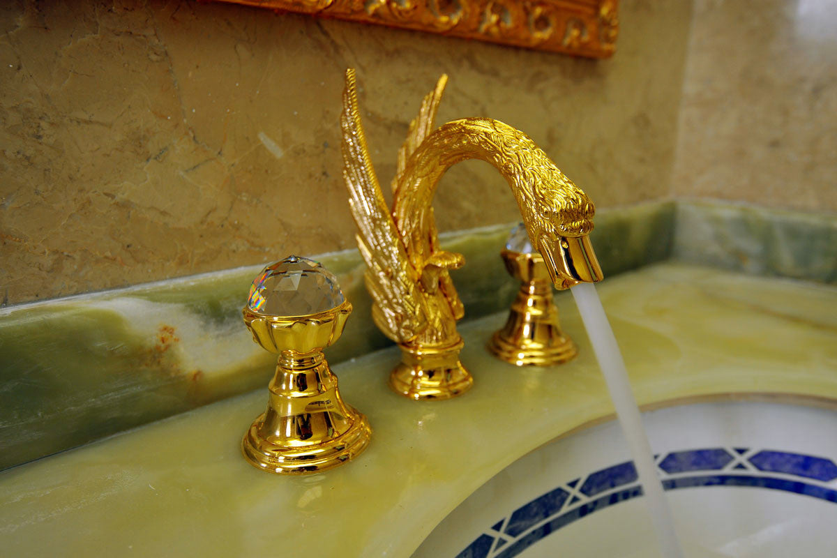 Swan Three holes basin set with Swarovski crystal Swan series in interior - Bronces Mestre