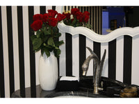 Swan Basin monolever mixer in interior - Bronces Mestre