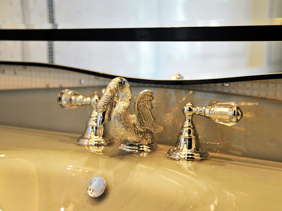 Swan Three holes basin set with Swarovski crystal in interior - Bronces Mestre