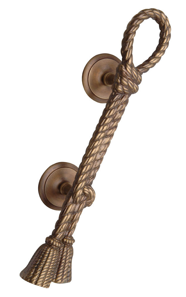 Bronces Mestre Clasica Door pull handle on rosettes 400mm - 0N4484