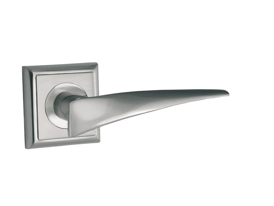 Bronces Mestre Domo Door lever handles set on roses - 0R6452