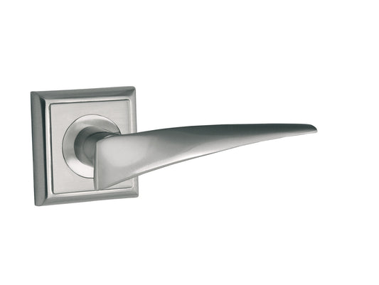 Bronces Mestre Domo Door lever handles set on roses - 0R6452