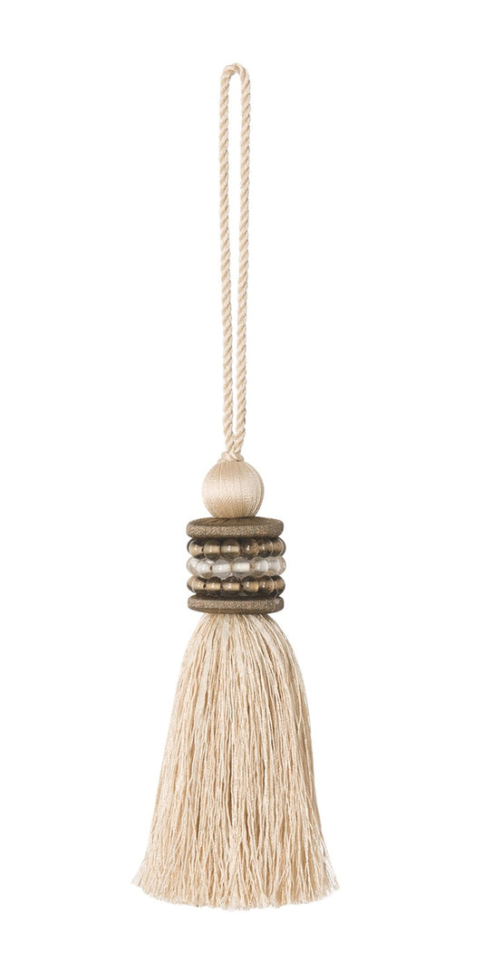 Quira Key Tassel