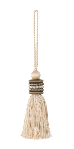 Quira Key Tassel