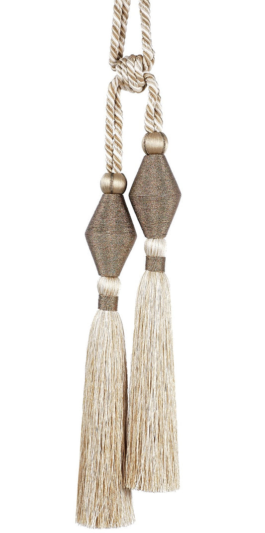 Kestrel Tassel 2