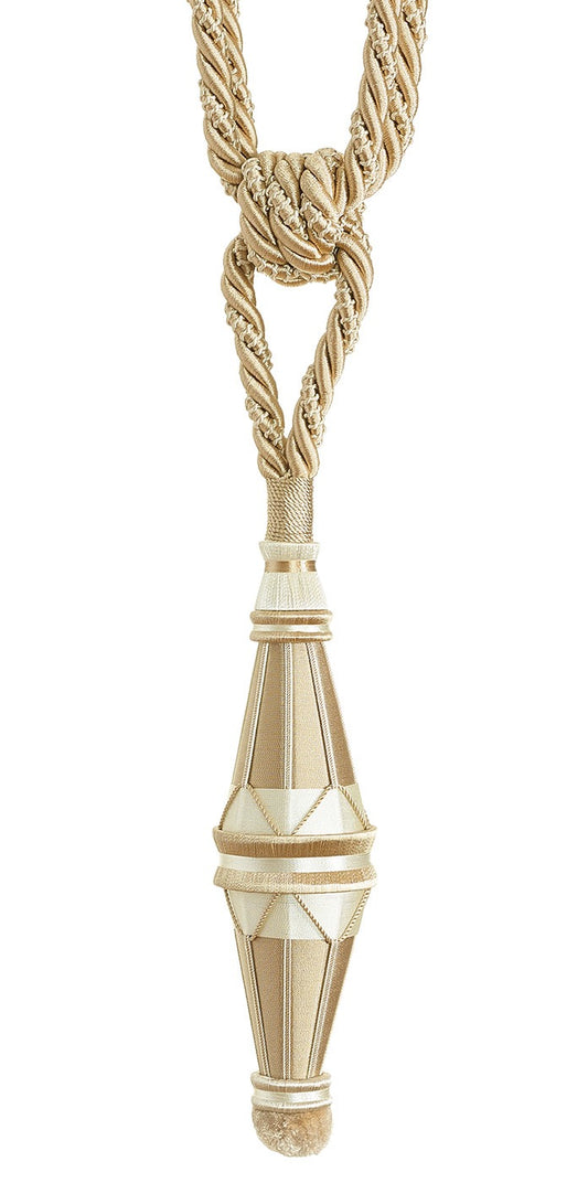 Worvane Tassel