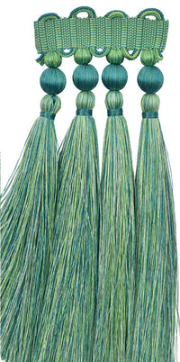 Karessa Fringe 4
