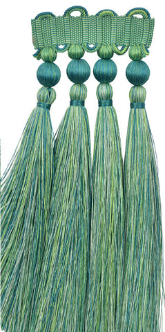 Karessa Fringe 4