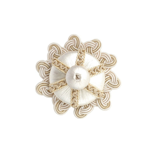 Grandeur Rosette