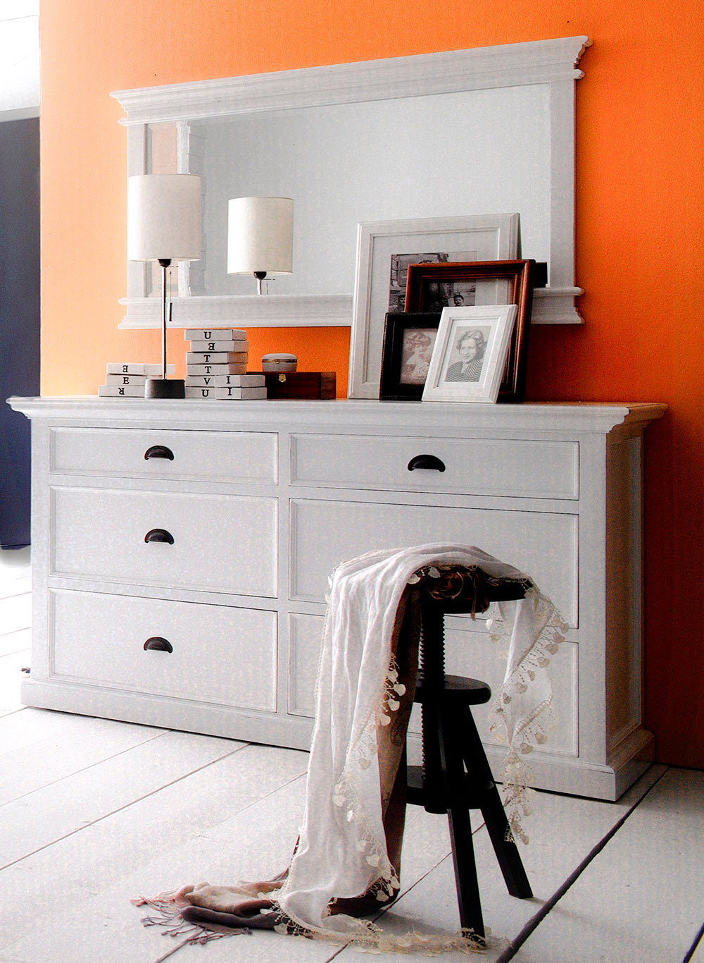 Halifax Bedroom Dresser - Wit - lifestyle | Marcottestyle