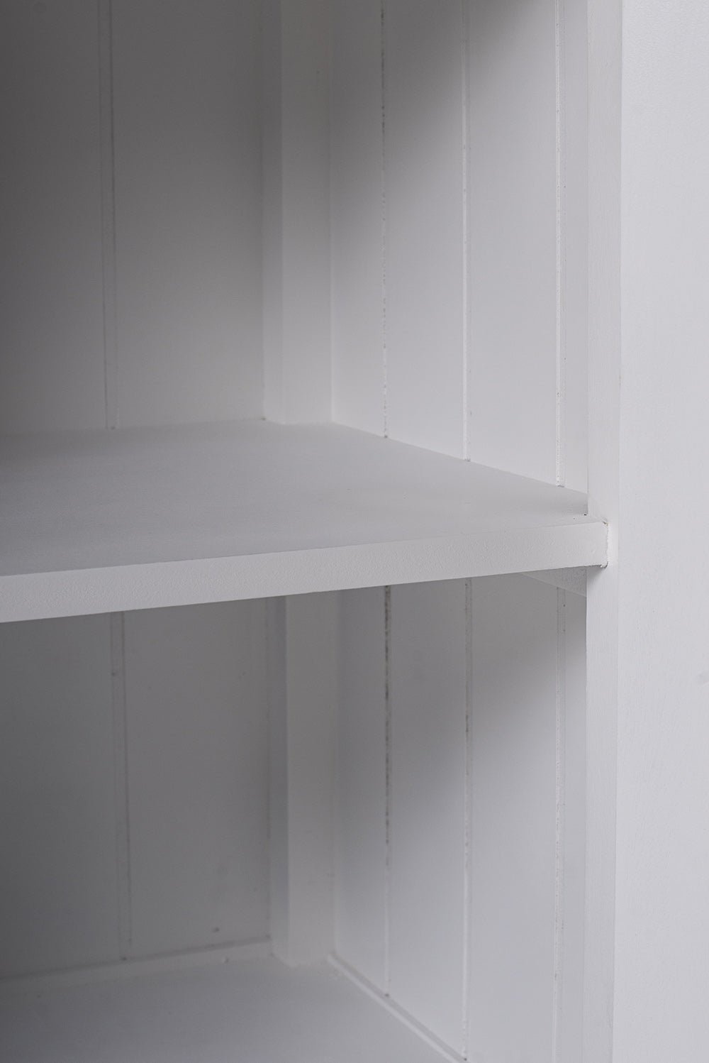 Halifax 2 Door Sideboard - White – lifestyle | Marcottestyle