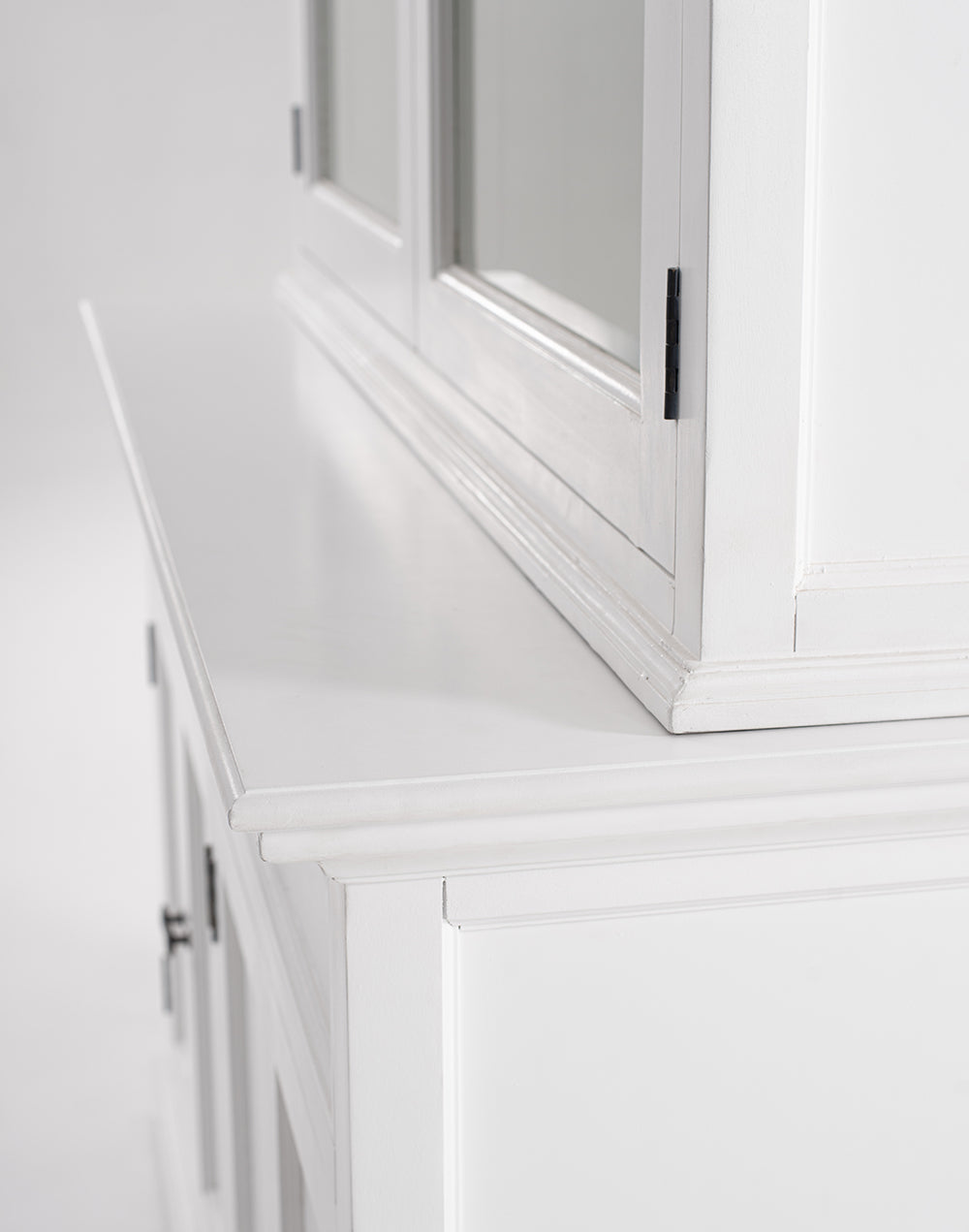 Halifax Buffet & Hutch - Blanc - lifestyle | Marcottestyle