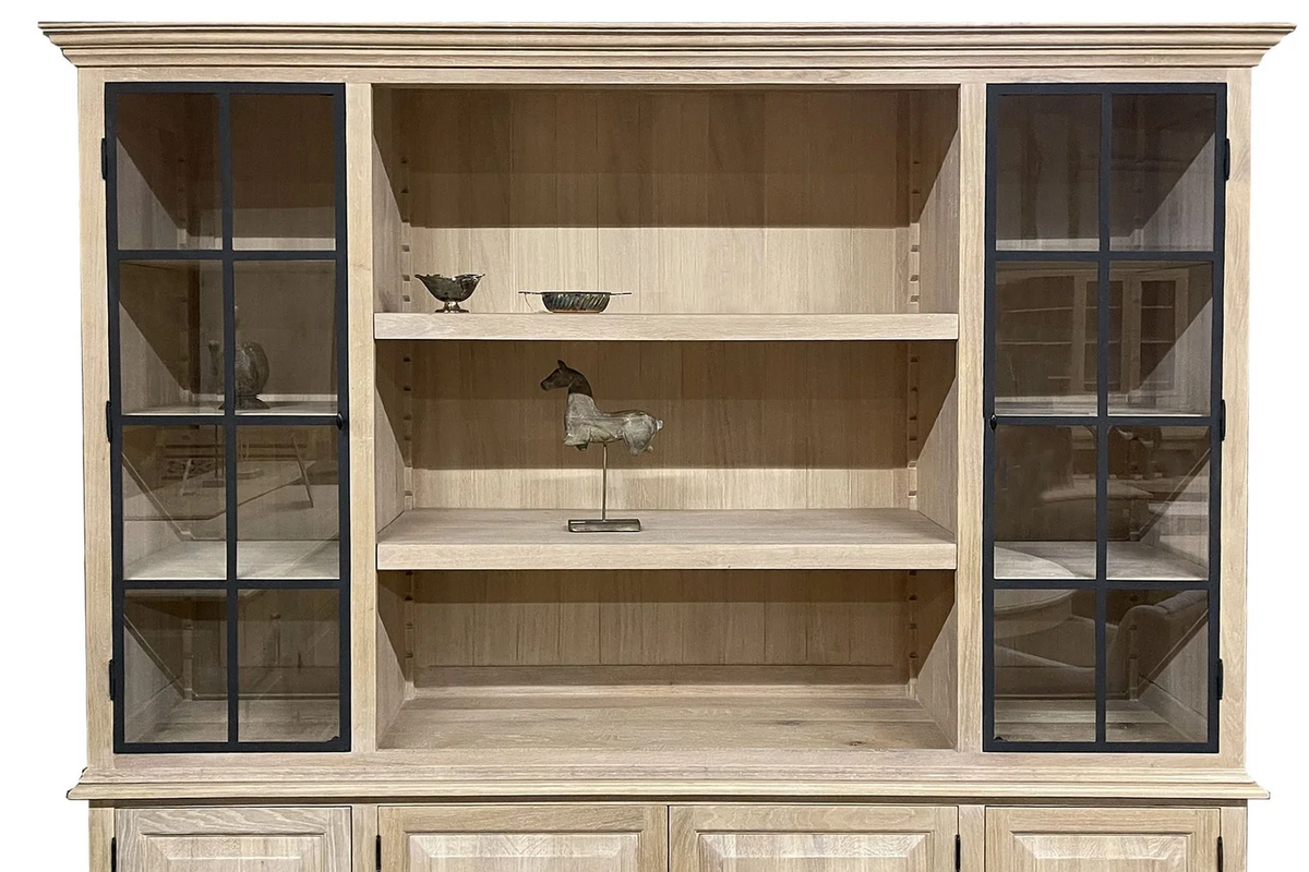 Country-style oak Harrison display cabinet with two glazed side cabinets and open central shelves