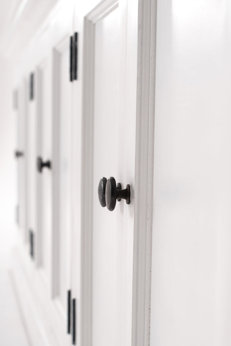 Halifax Large Hutch Bookcase - White – lifestyle | Marcottestyle