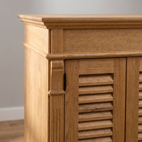 Cabinet Loudun in oak, close-up of the finish and construction, 77 x 40 x 240 cm