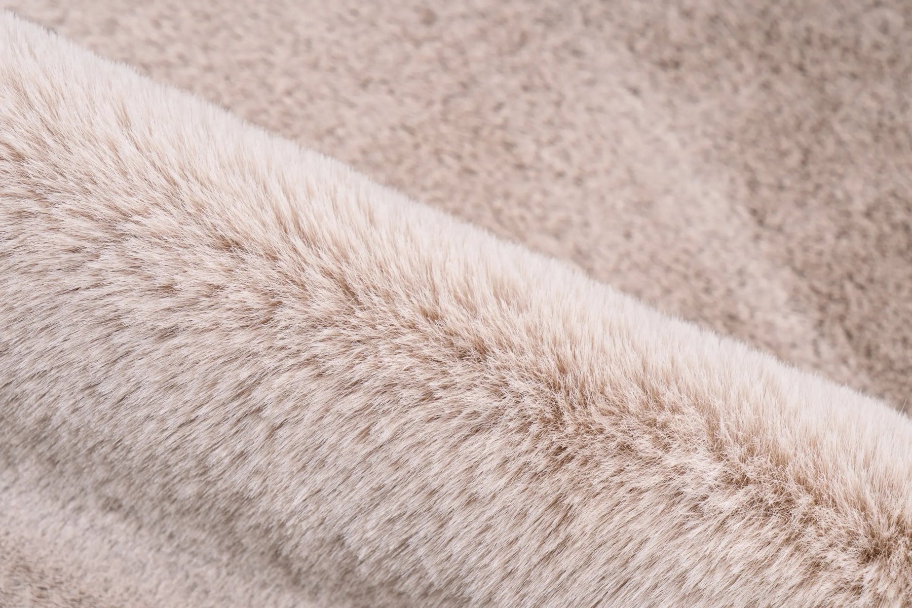 Organic Rug - Halland Taupe