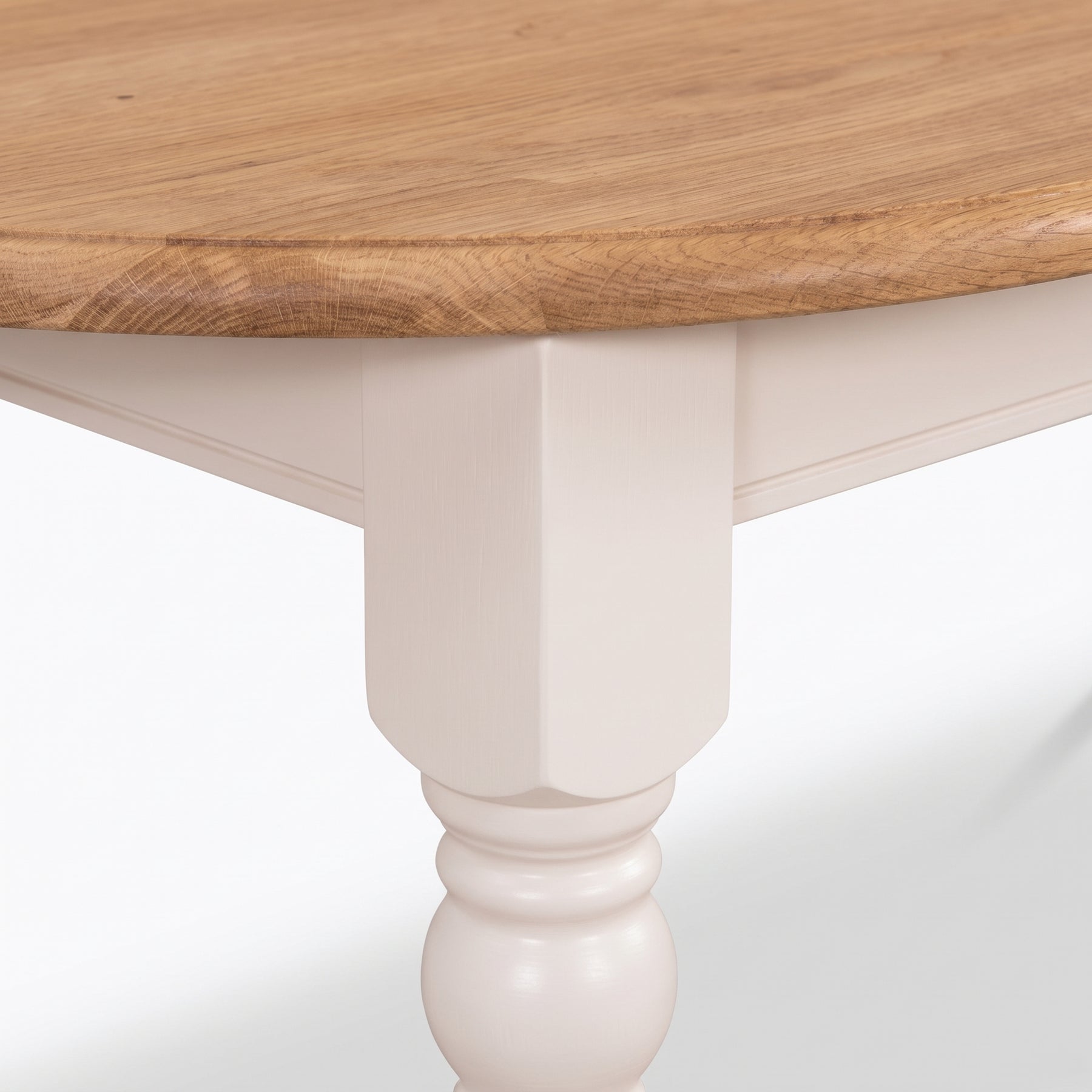 Dining Table Volnay in white with oak top, close-up of the finish and construction, 210 x 120 x 78 cm