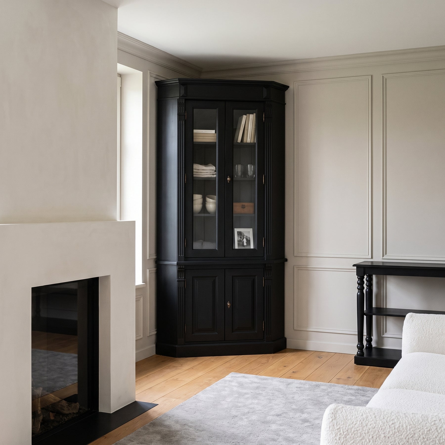 Display Cabinet Senlis in black, in an interior, 114 x 52 x 228 cm