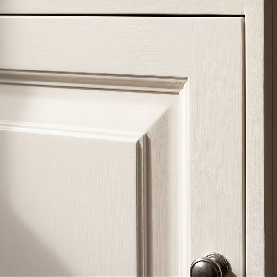 Display Cabinet Vezelay in white, close-up of the finish and construction, 73 x 51 x 228 cm