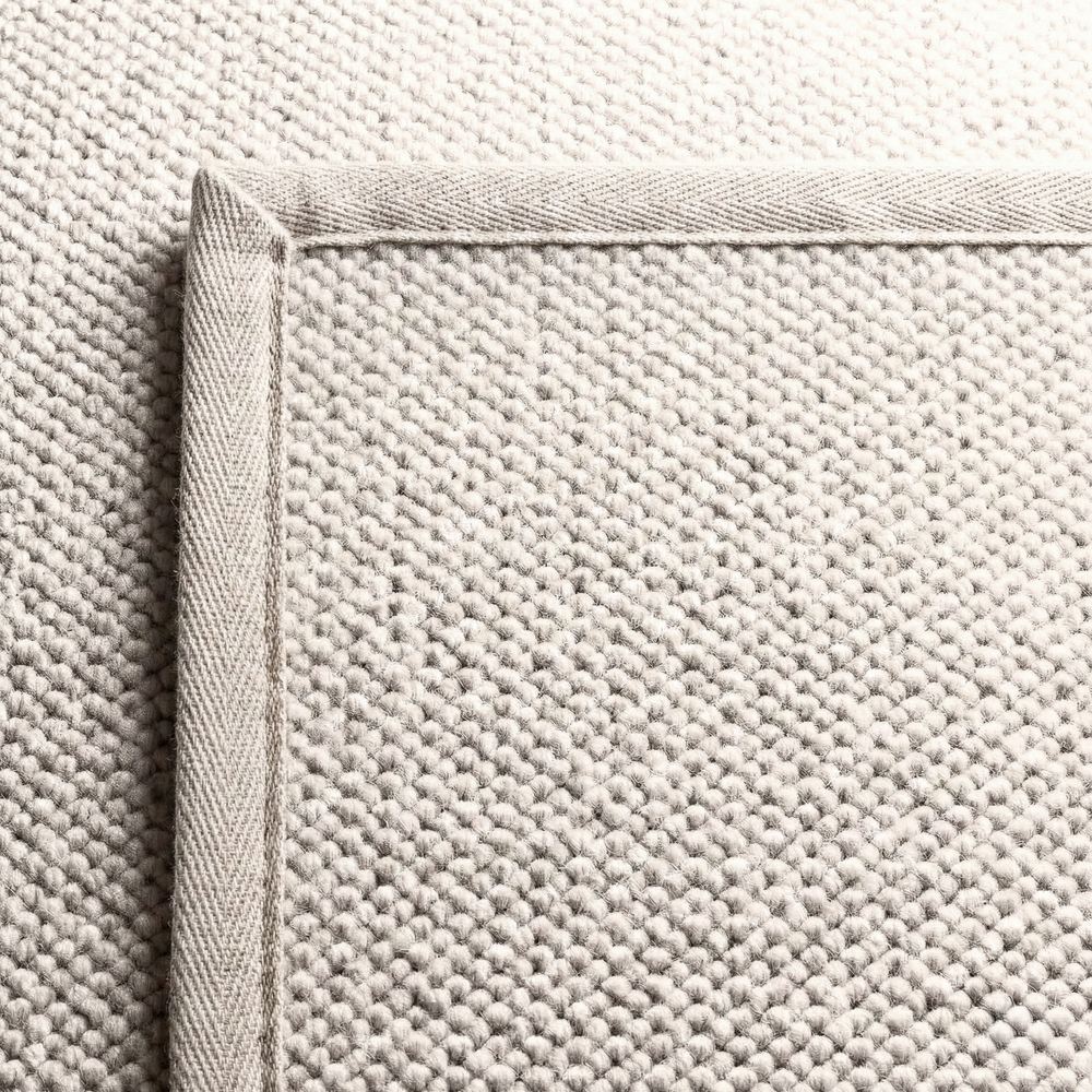 Dot from JAB Anstoetz in the desired size - Colors JAB: 3802/171 - Solid fabric binding