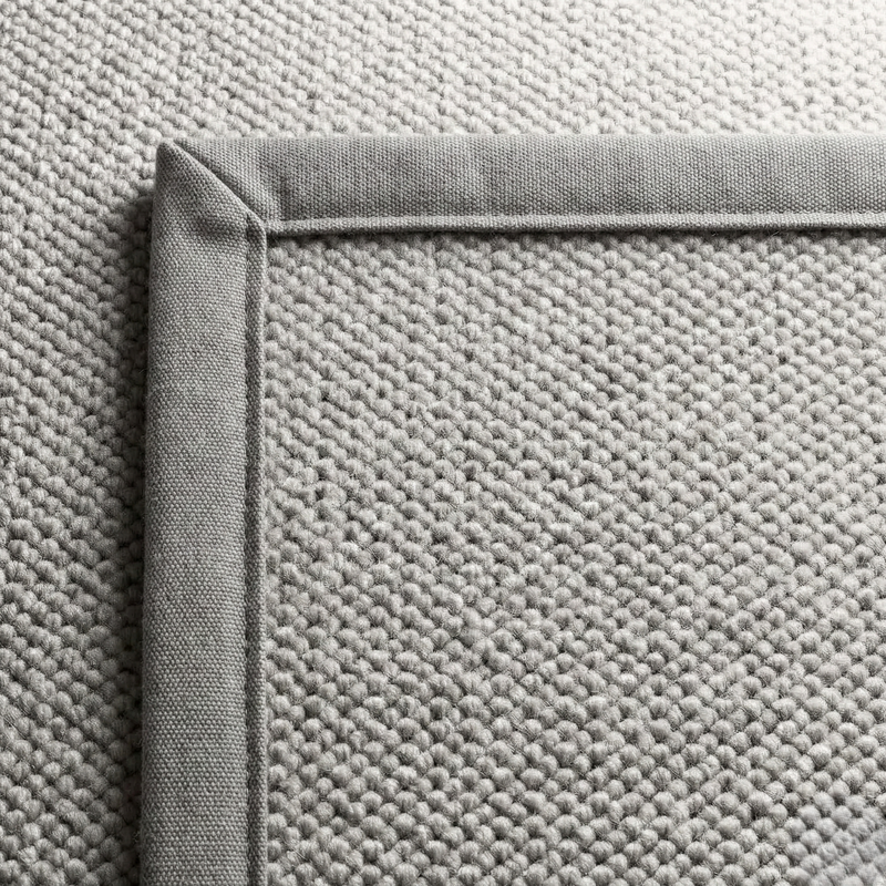 Dot from JAB Anstoetz in the desired size - Colors JAB: 3802/597 - Solid fabric binding