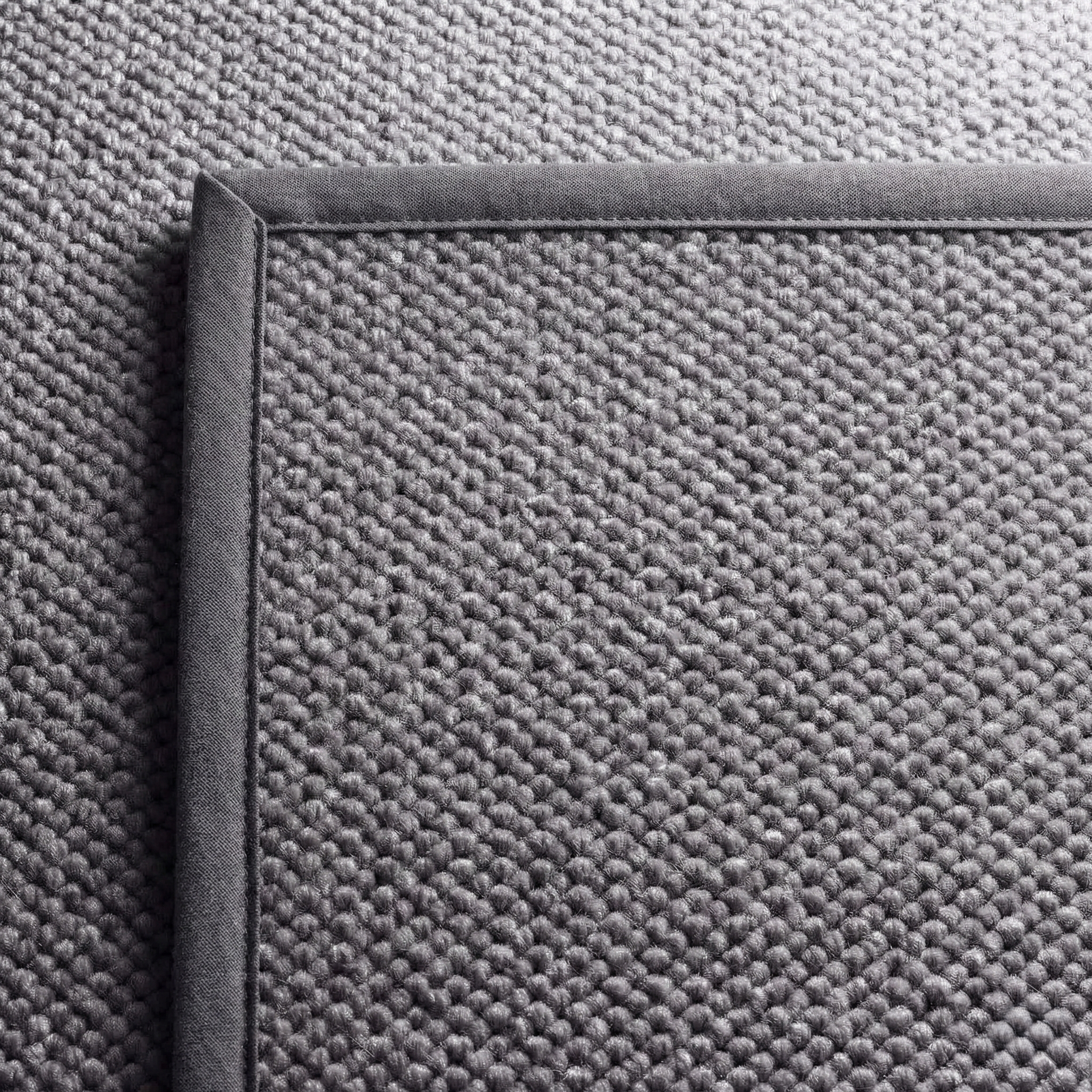 Dot from JAB Anstoetz in the desired size - Colors JAB: 3802/894 - Massif fabric binding