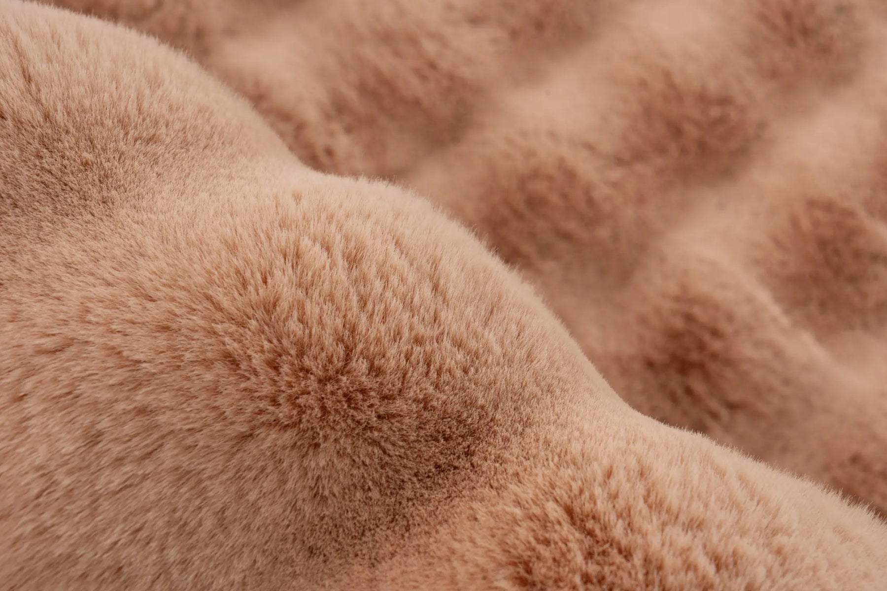 High-Pile Rug - Marenne Peach Orange