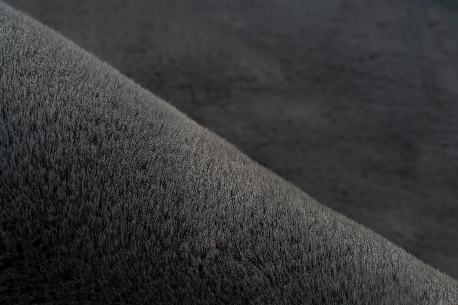 Organic Rug - Novara Anthracite Plain