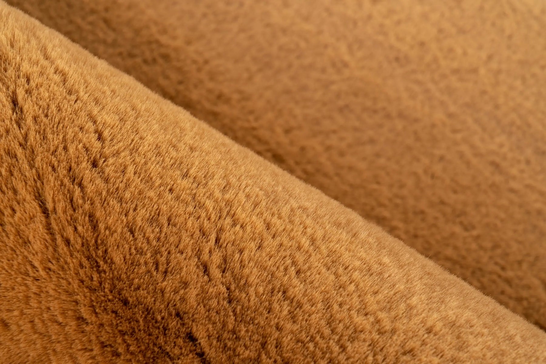 High-Pile Rug - Novara Amber Plain