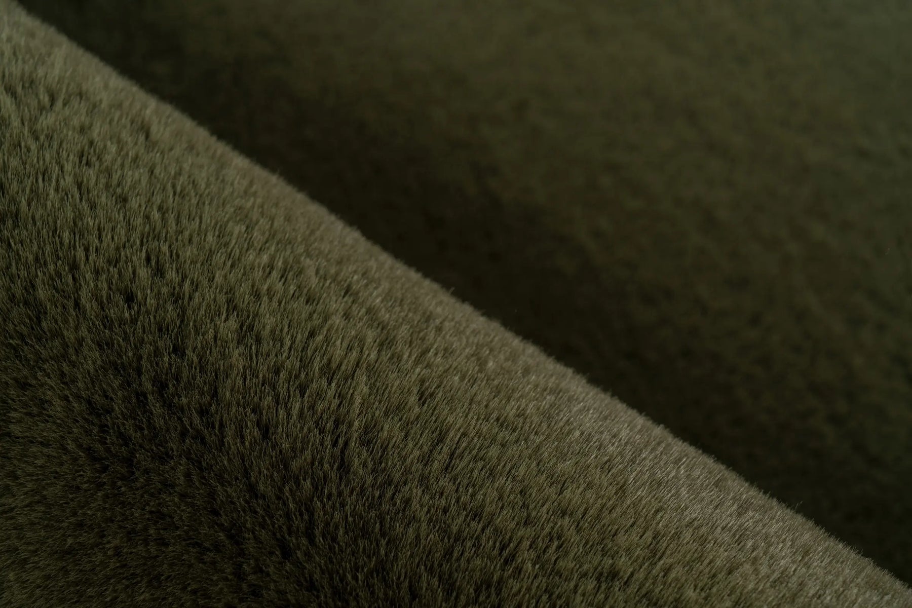 High-Pile Rug - Novara Basil Green Plain
