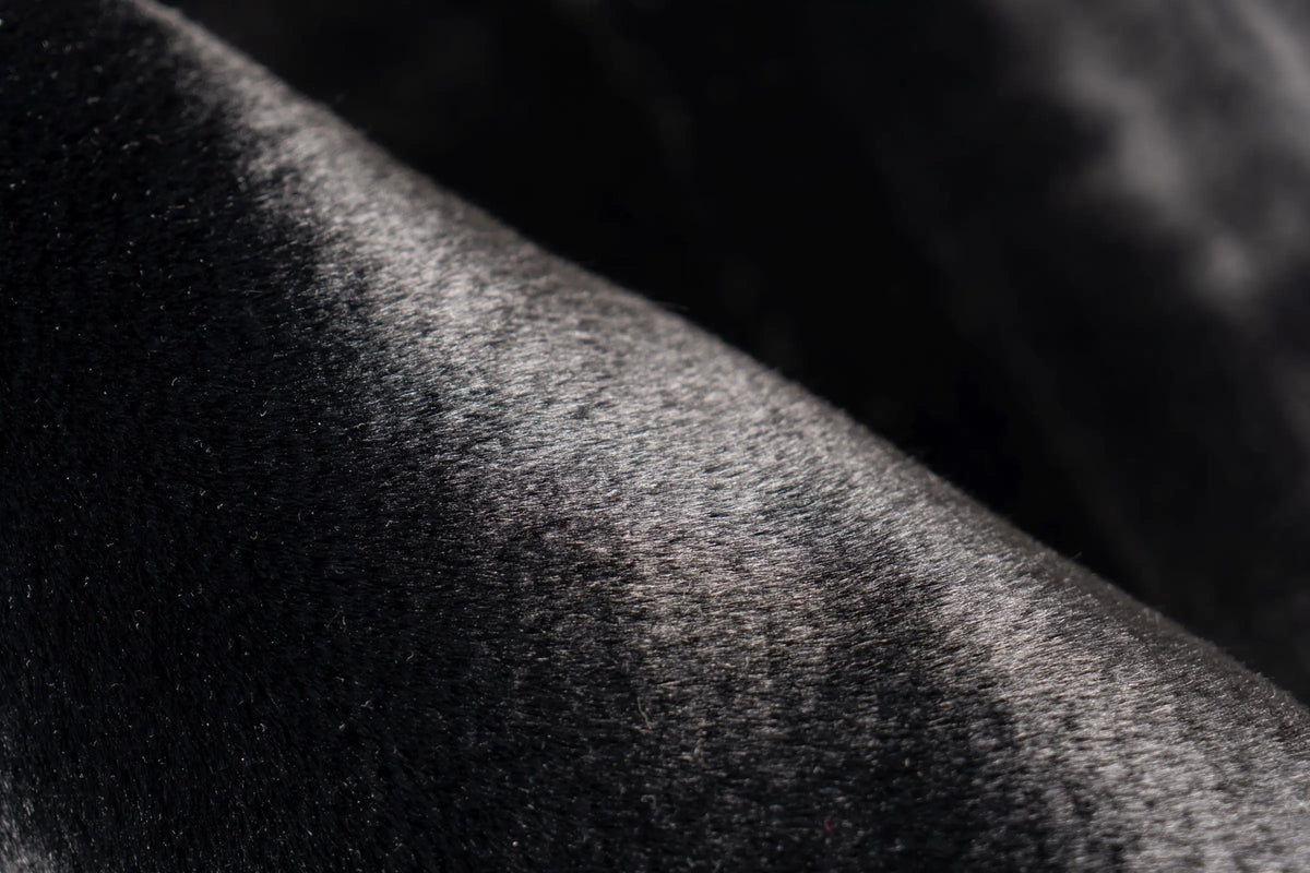High-Pile Rug - Novara Black Plain