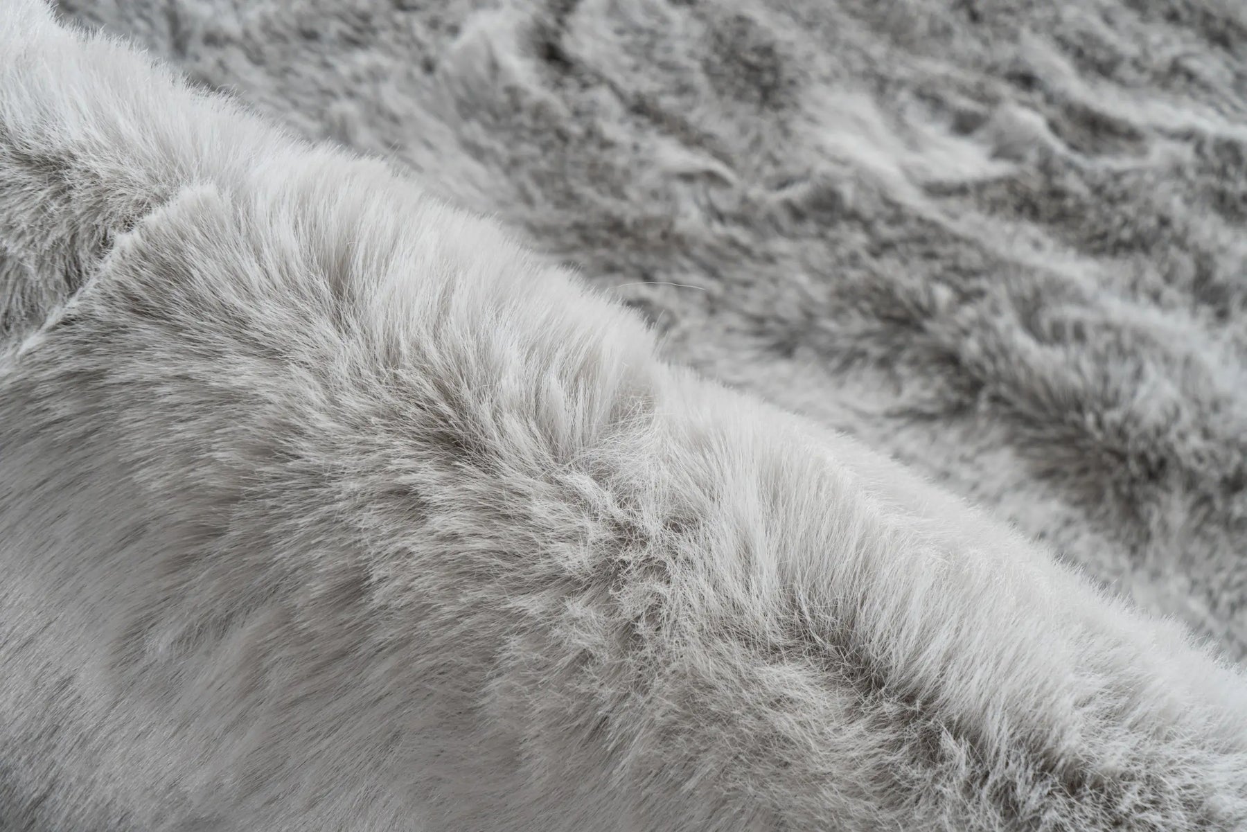 Organic Rug - Novara Silver