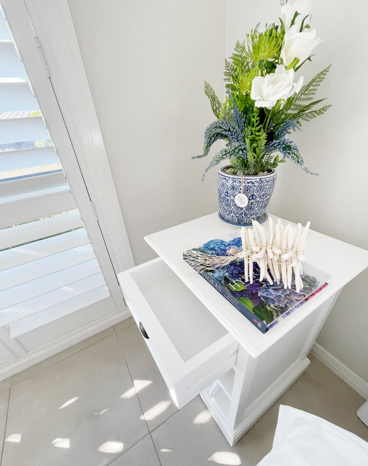 Halifax Side Table - Blanc | Marcottestyle