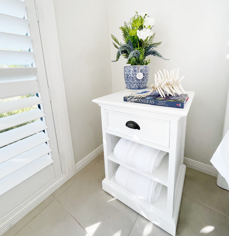 Halifax Side Table - Blanc | Marcottestyle