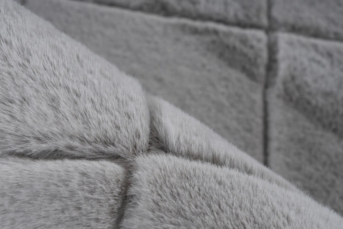 High-Pile Rug - Ortona Silver