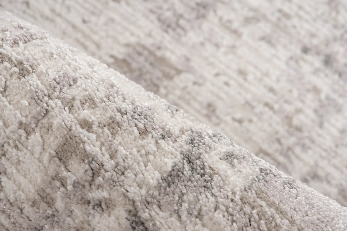 High-Pile Rug - Riveda Silver Border 3