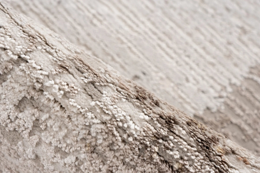 High-Pile Rug - Riveda Taupe Border
