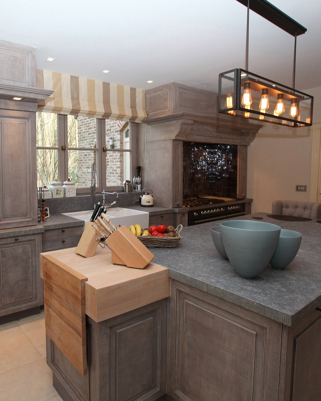 Country kitchen and living space, project Kapellen