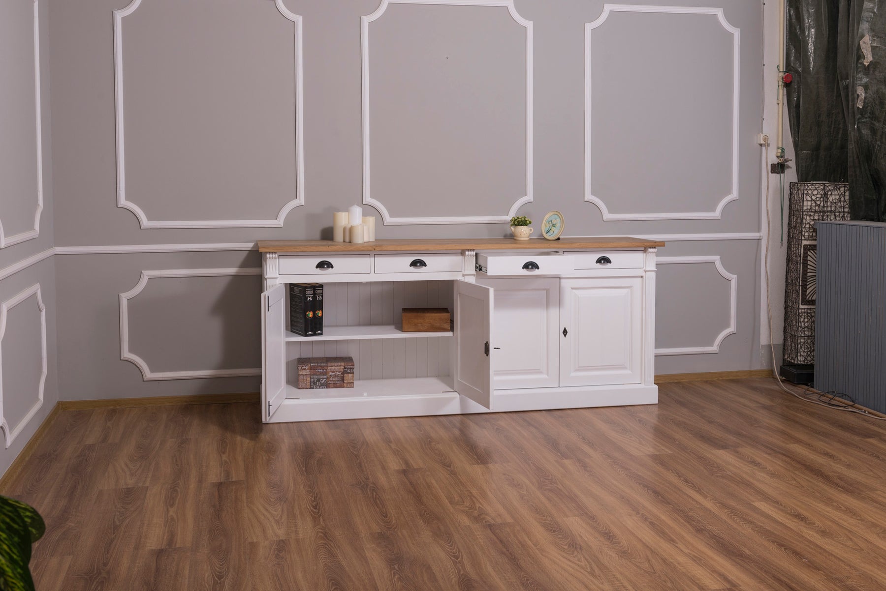 Wexford Buffet bas – Massif Chêne Top and Blanc Base | Classique 4-Porte Armoire de rangement
