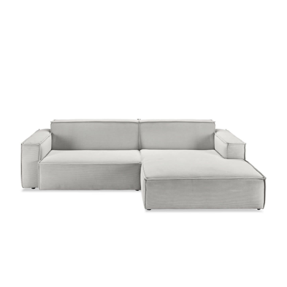 Sofa Midtown - Silber sectional sofa front view mit deep seating and clean piping, suitable for stylish and functional living spaces.