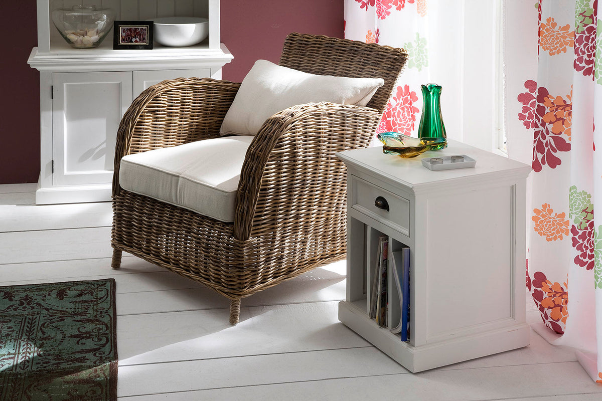 Halifax Side Table - Blanc - lifestyle | Marcottestyle