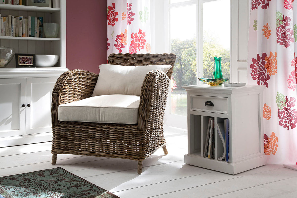 Halifax Side Table - Blanc - lifestyle | Marcottestyle