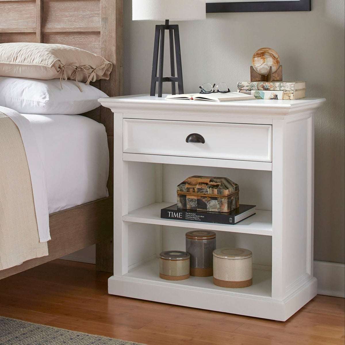 Bedside Table with shelves - Photo lifestyle | Marcottestyle