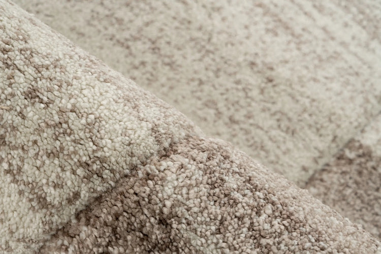 High-Pile Rug - Faventa Beige