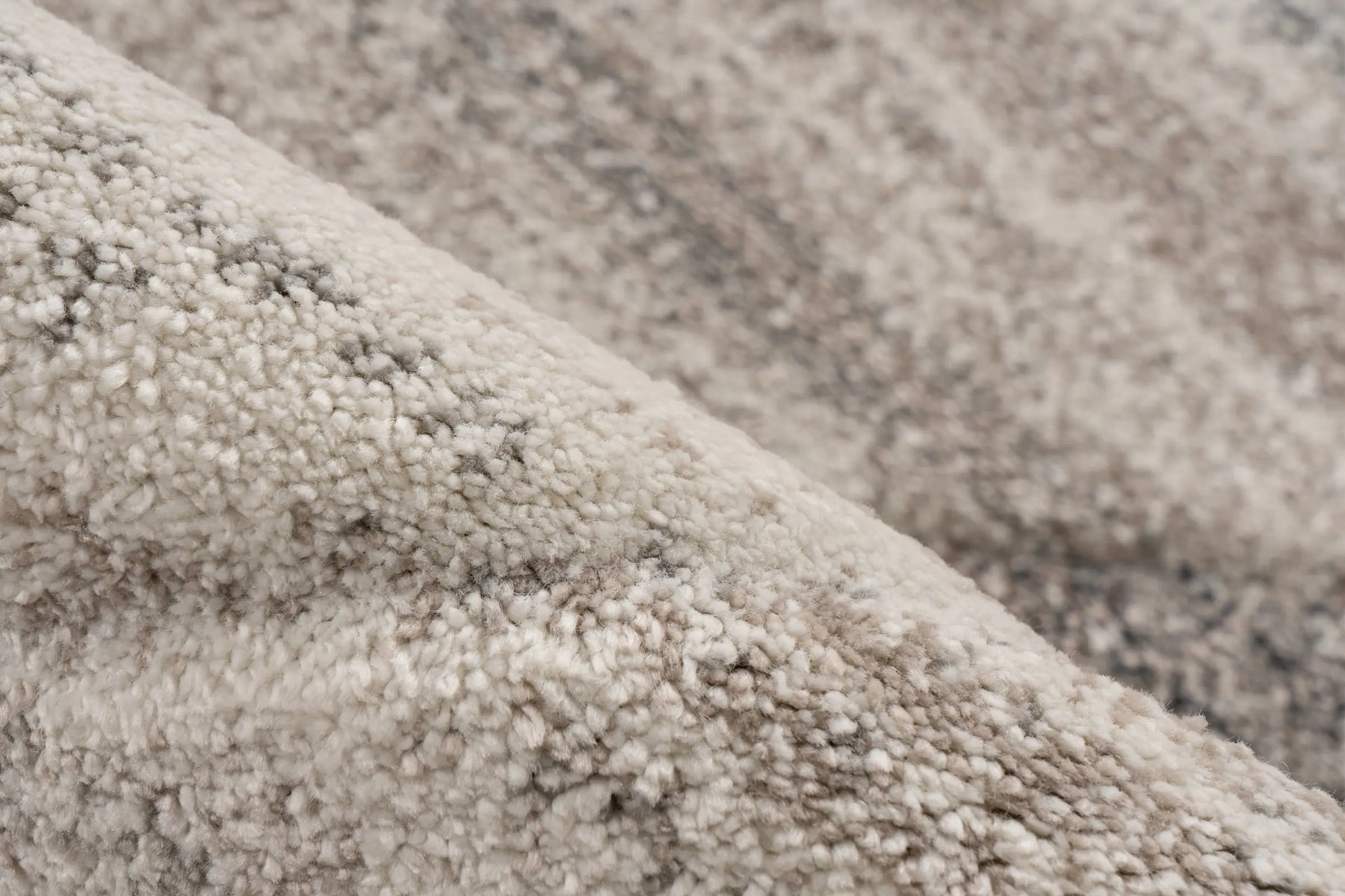 High-Pile Rug - Faventa Beige / Silver