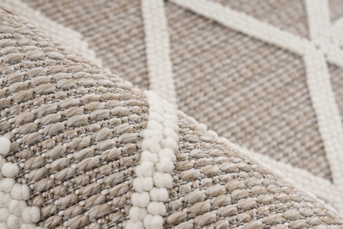 Low-Pile Rug - Helsa Beige