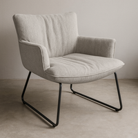 Chaise longue Slide – Sleek Sled Base in Easy-Care Sneak Tissu